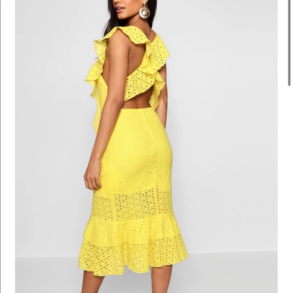 Boohoo White Ruffle Detail Midi Dress - Picture 7 of 7